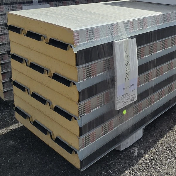 Płyta warstwowa — Dachowa 180 mm PIR poliuretan 18 cm dach gatunek 1